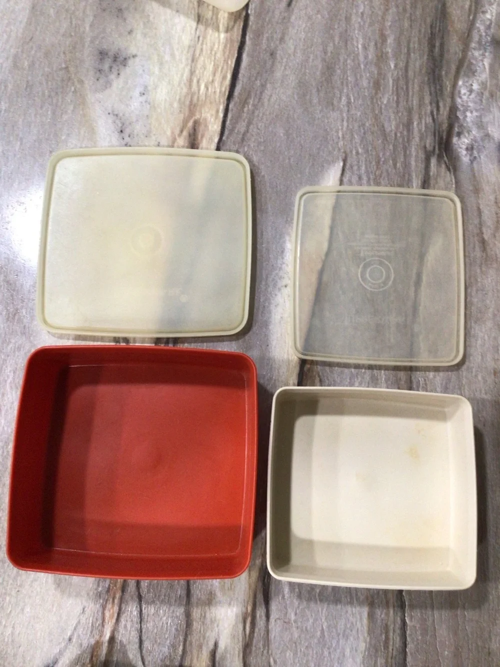 Vtg Tupperware Square Away Sandwich Keepers Set Almond & Paprika Red 670 1458